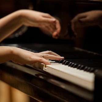 Piano Finger Exercises for All Beginners آموزش خصوصی پیانو